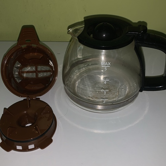 Vintage mini coffee pot with strainer - Picture 5 of 7